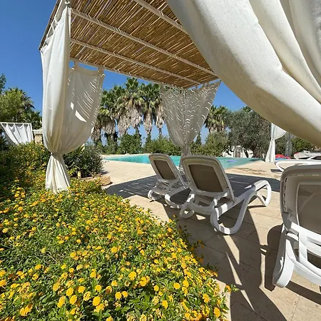 White Pool 4p - Gallipoli Semesterbostad Matino